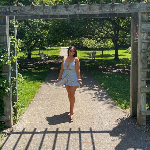 Meet your Posher, Sofia - Picture 1 of 1